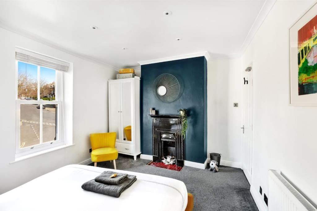 Stunning 4Bed Townhouse By Hic & Trendy Kings Quarter! Villa Harrogate Bagian luar foto